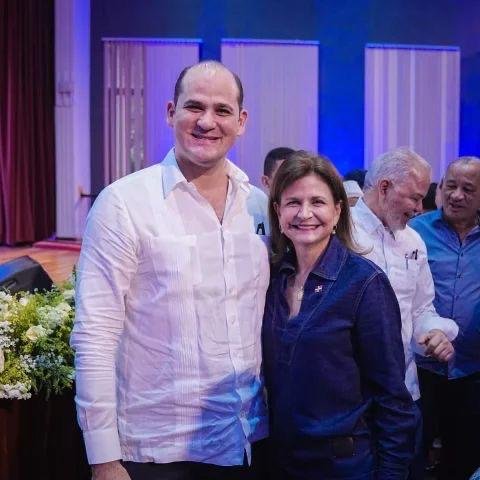 Adolfo Pérez afirma que Raquel Peña podría escalar rápidamente en la preferencia electoral